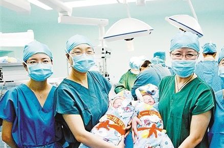 年龄悄悄竟显现严重脂质沉积与动脉粥样硬化，国妇婴黄荷凤用第三代试管婴儿技术阻断家族遗传病